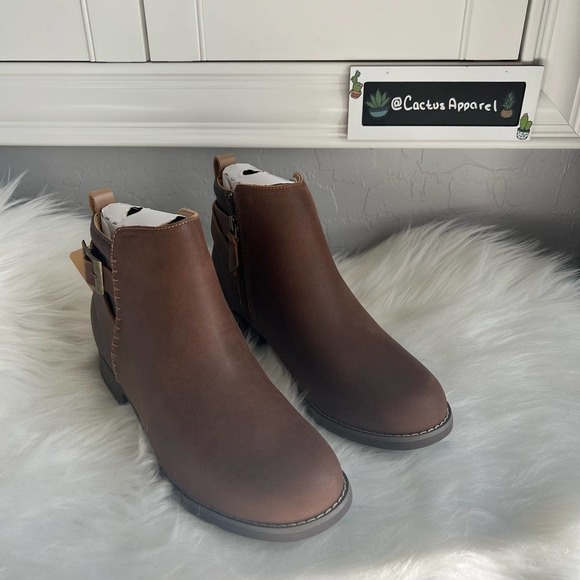 Spenco Shoes - New Spenco Women's Dove Creek Ankle Boot Size 8.5
